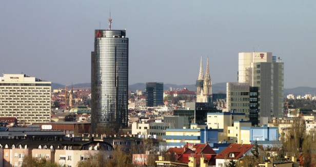 La capitale Zagreb propose de meilleurs salaires que le reste du pays, un avantage de 140 euros