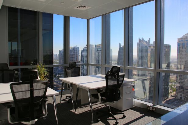 Majid Saif Al Ghurair, président de la chambre de Dubaï, a déclaré que le commerce non pétrolier de Dubaï avec l’Estonie dépassait les 55 millions de dollars en 2017 et que les échanges bilatéraux étaient nombreux à l’avenir.