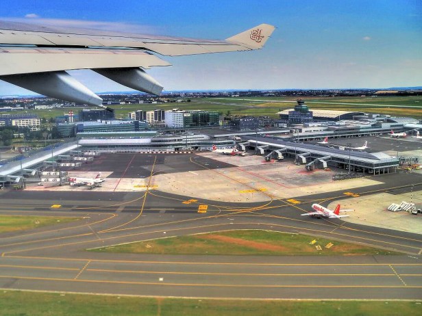 Une liaison ferroviaire avec l'aéroport de Prague a été discutée pendant plus de deux décennies.