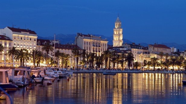 Split : la deuxième plus grande ville de Croatie est également la plus grande ville croate de la côte adriatique et une attraction majeure pour les étrangers.