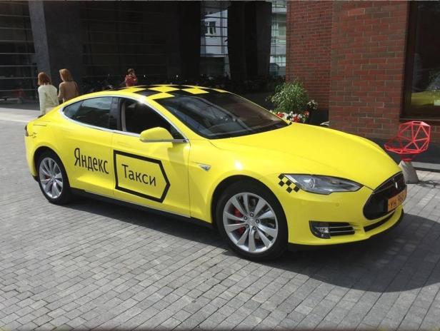 Tesla-S-Yandex-Taxi-2