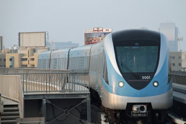 1200px-5001_Dubai_metro
