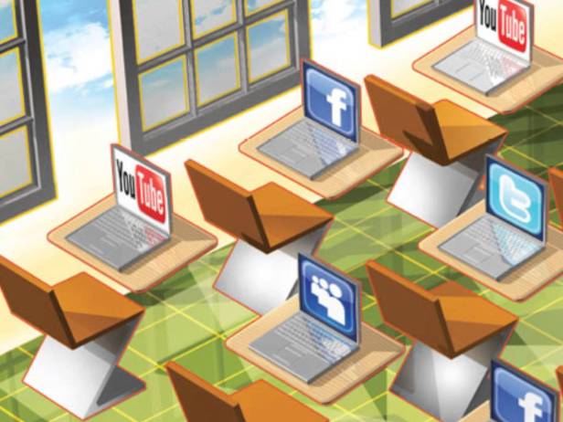 A côté de cela, on pourra créer un compte sur le réseau social une seule fois, et sous un vrai nom et prénom. Sinon, une amende de 300 000 roubles sera imposée à un propriétaire du site, tandis que l’utilisateur devra payer jusqu’à 5 000 roubles.