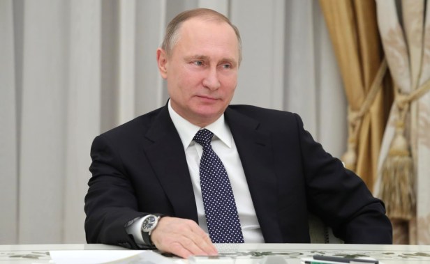 vladimir-putin-meeting-buisiness-representatives