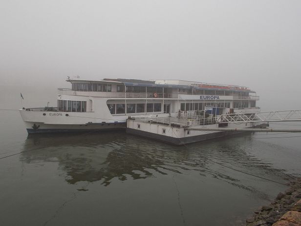 EURÓPA_(ship,_1959)._From_NW._Fog._-_Budapest