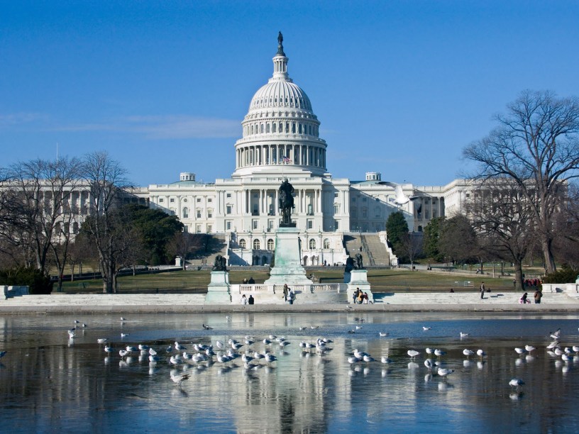 Janet Yellen a été nommée par l'ancien président Barack Obama à la tête de la Réserve fédérale américaine de 2014 à 2018, après avoir été limogée par le président actuel Donald Trump. Au cours de cette période, la dette nationale américaine a grimpé de 17 à 21 milliards de dollars.