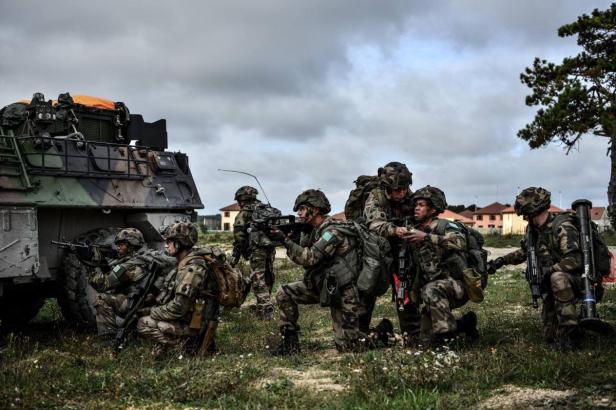 2017-2rep-legion-etrangere-entrainement-combat-loc