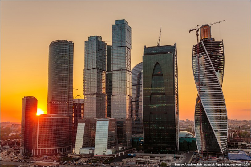 En 2020, le PIB russe serait de 1,6% et en 2021 de 1,8%, contre 1,7% et 1,8% respectivement prévus en octobre, selon la Banque mondiale.