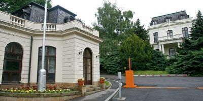 La République tchèque va réduire le nombre d'employés de l'ambassade de Russie